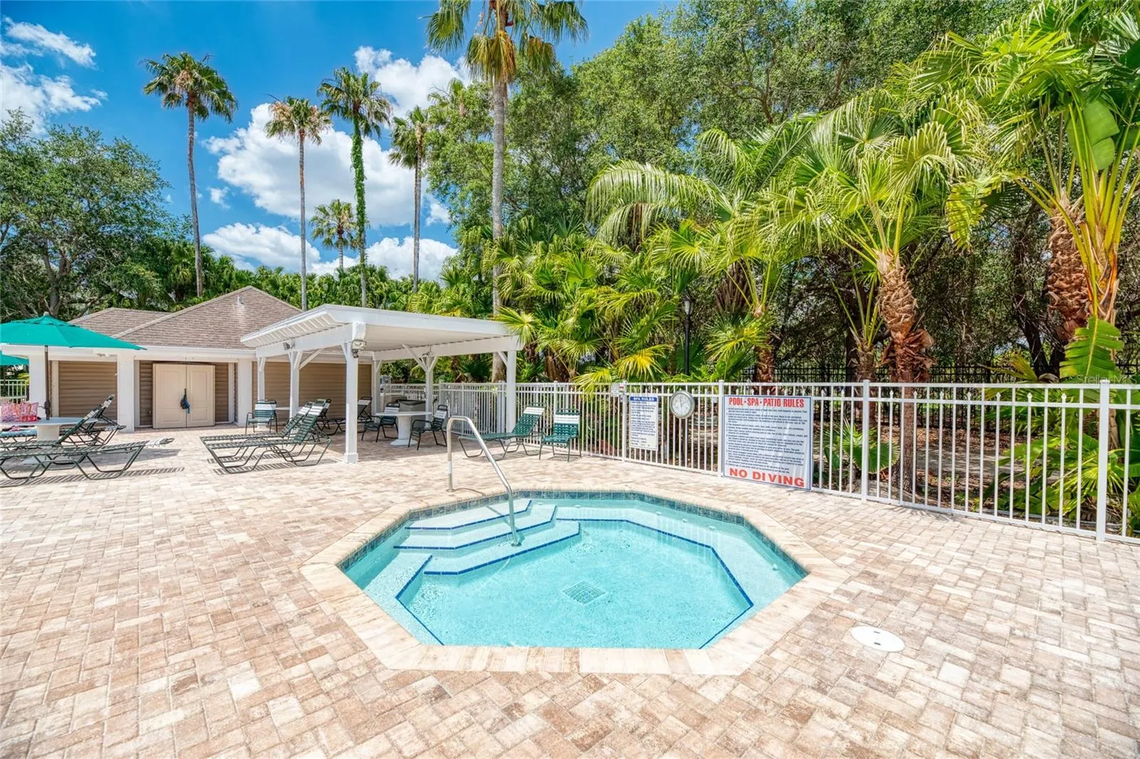 13347 GOLF POINTE DR