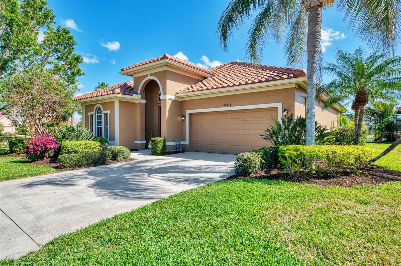 13347 GOLF POINTE DR