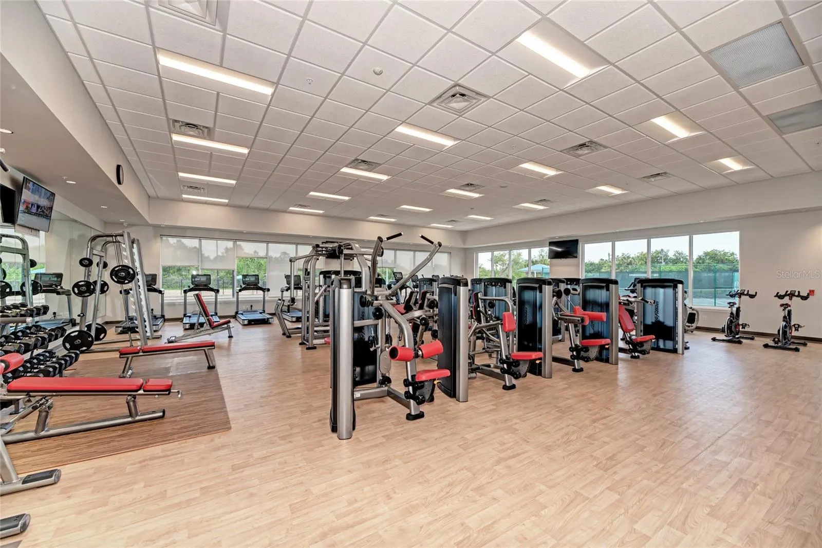 13347 GOLF POINTE DR