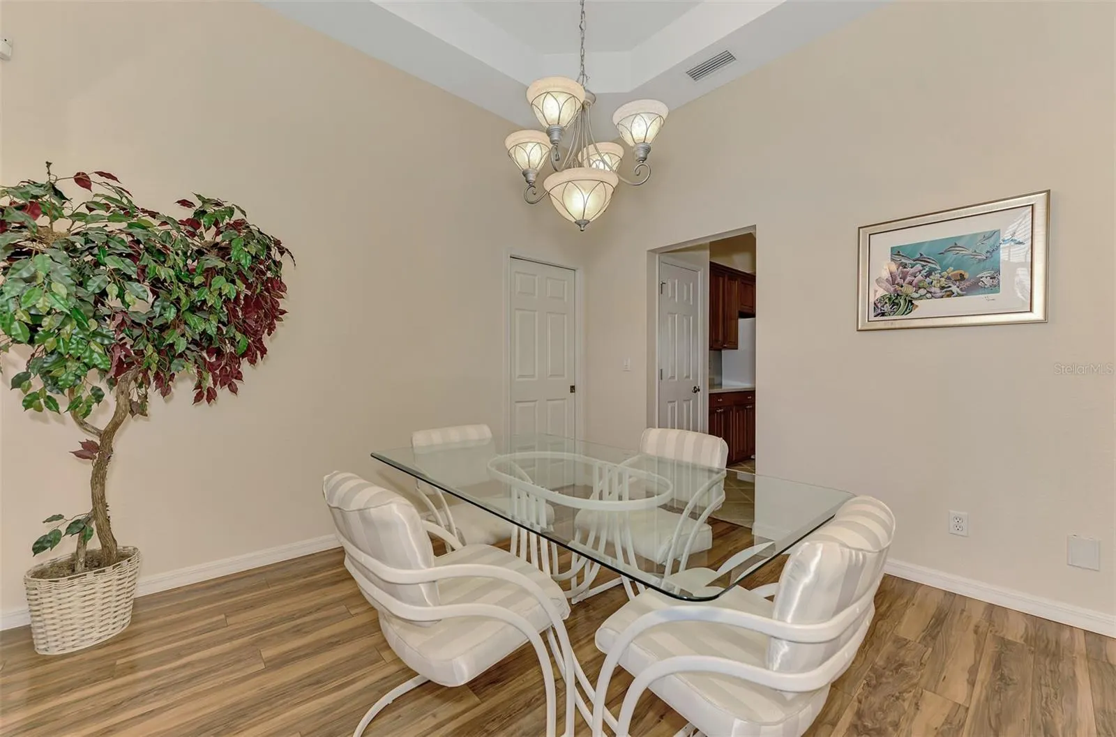 14405 SILVER LAKES CIR