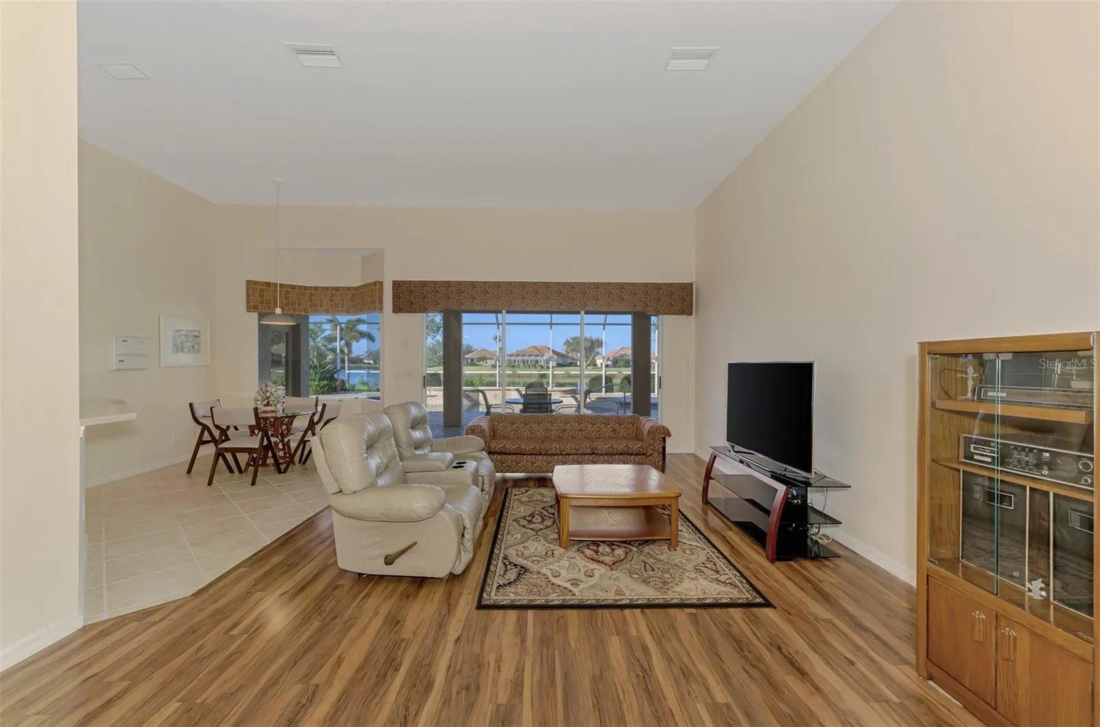 14405 SILVER LAKES CIR