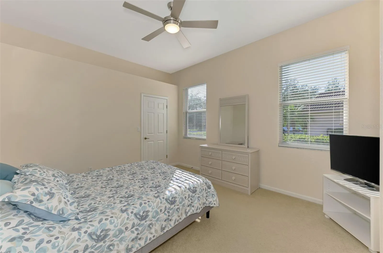 14405 SILVER LAKES CIR