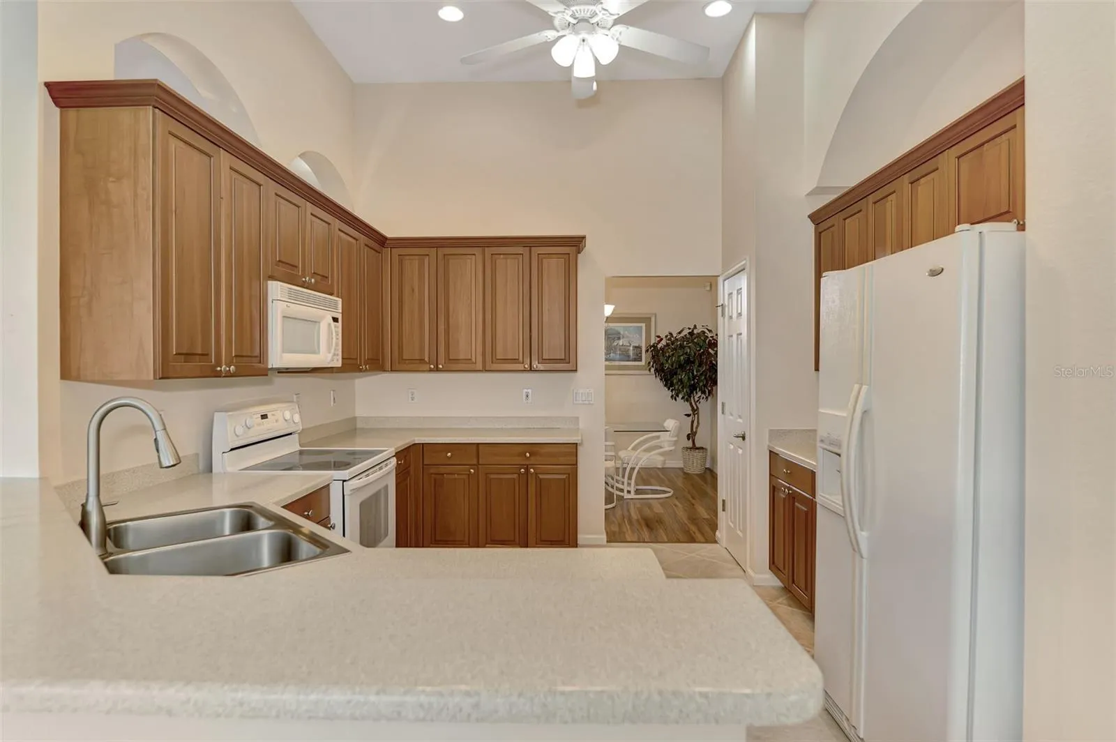 14405 SILVER LAKES CIR