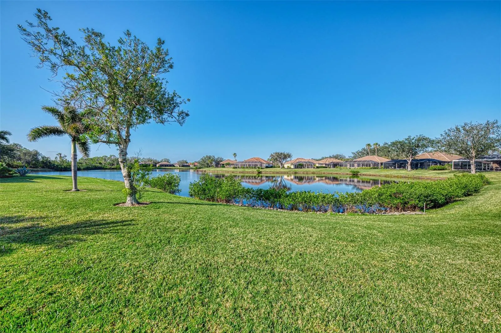 14405 SILVER LAKES CIR