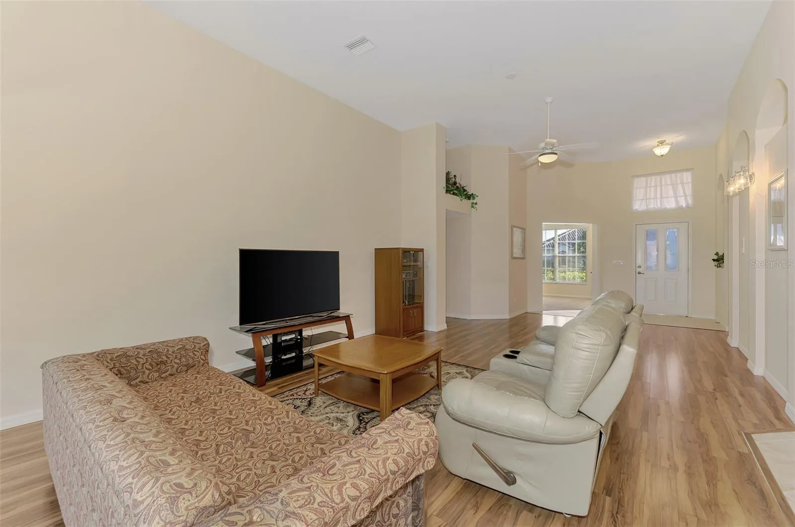 14405 SILVER LAKES CIR