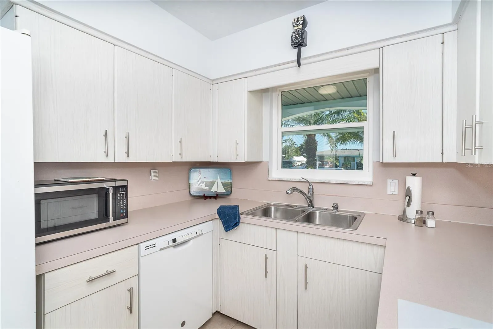 22549 BOLANOS CT