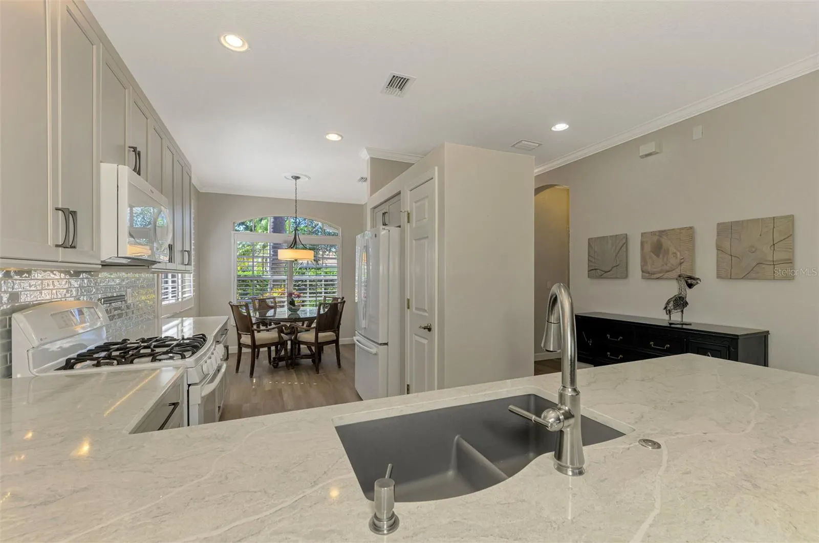 3179 OSPREY LN