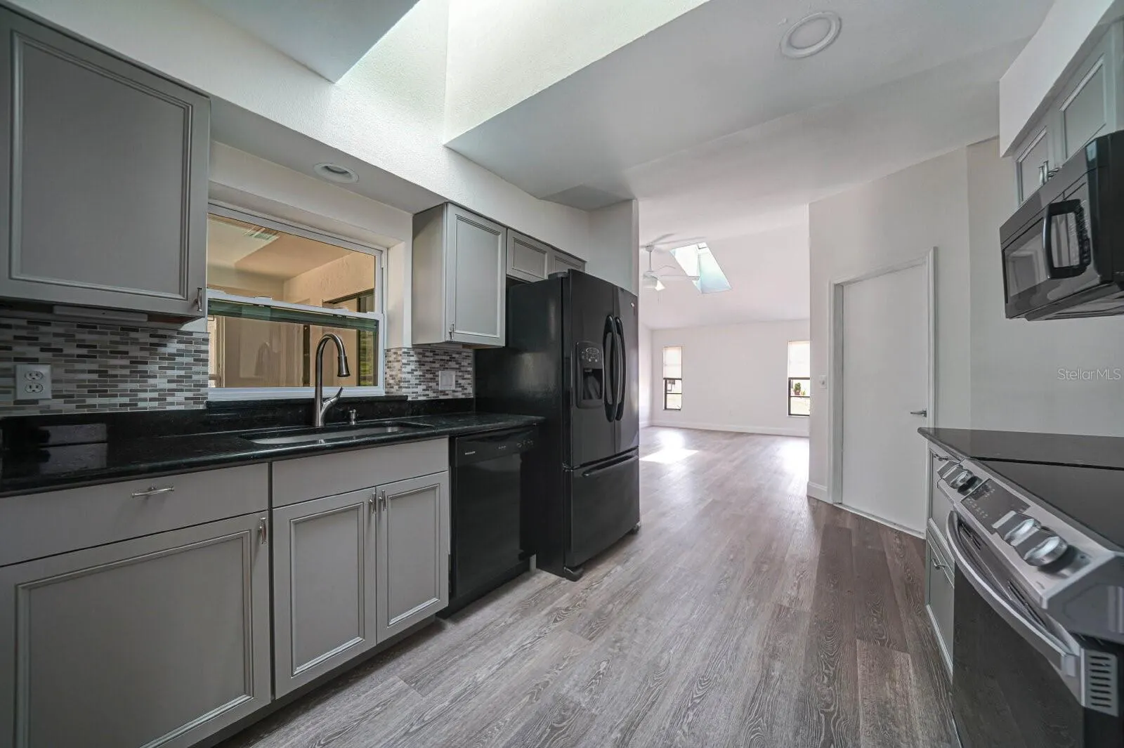 11285 OCEANSPRAY BLVD
