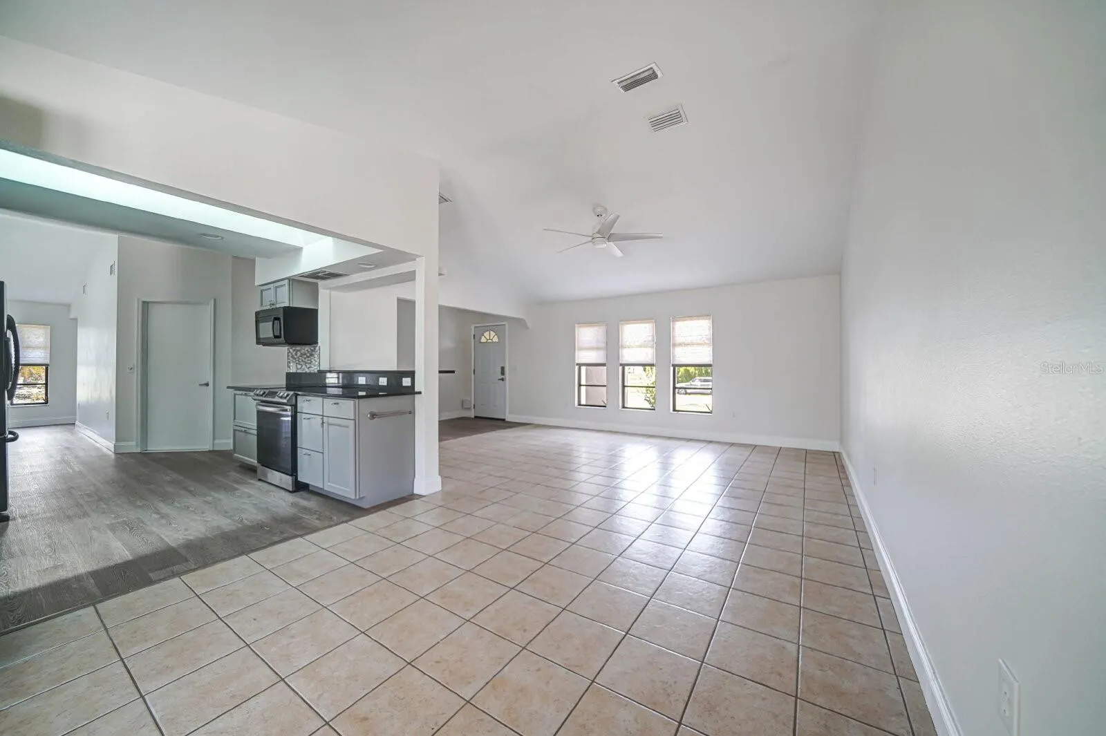 11285 OCEANSPRAY BLVD