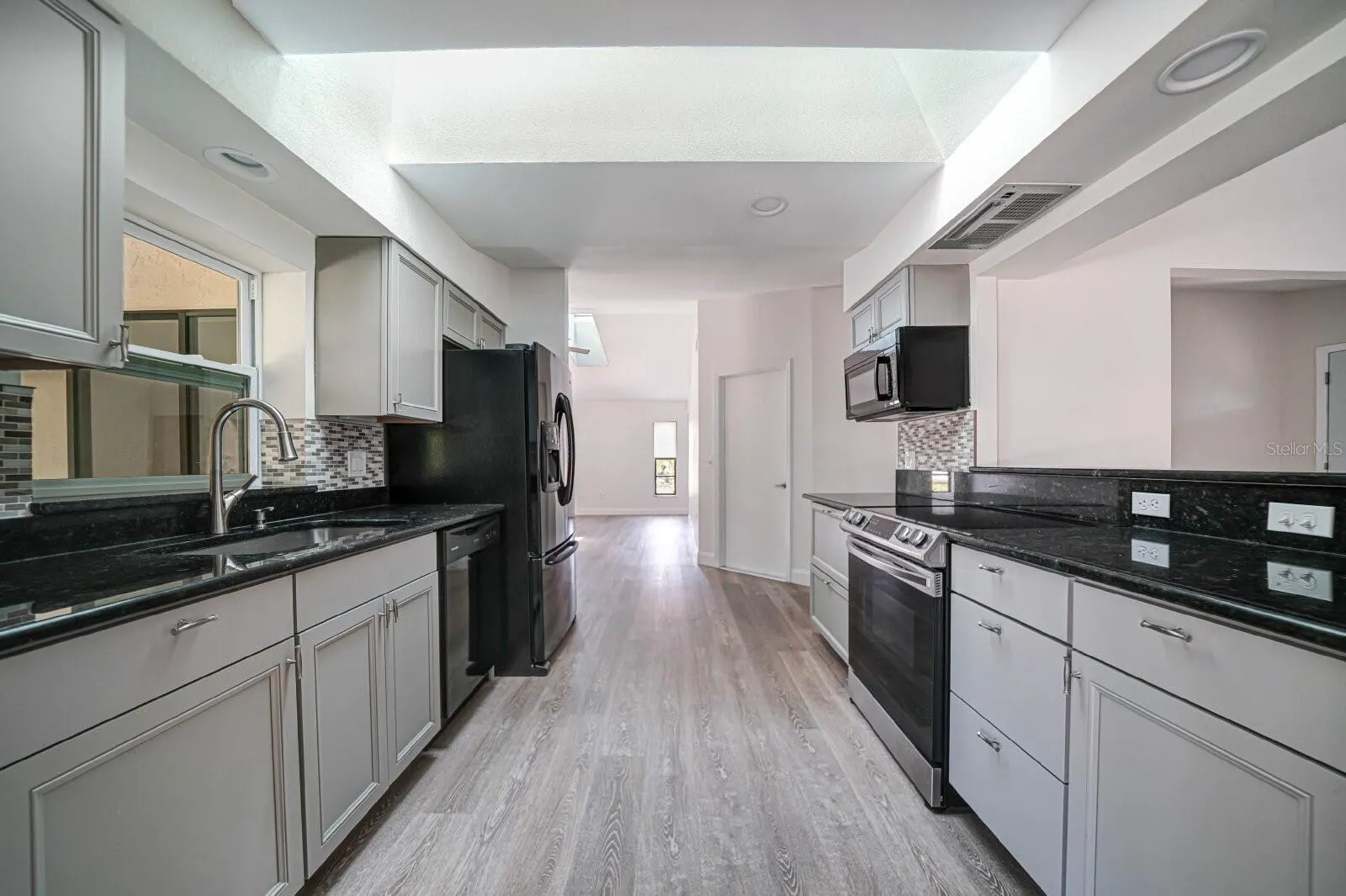 11285 OCEANSPRAY BLVD