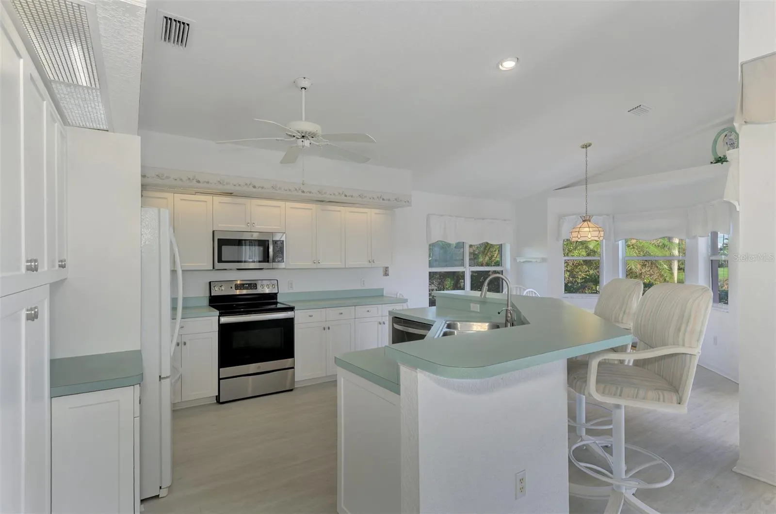 3270 BAY RIDGE WAY