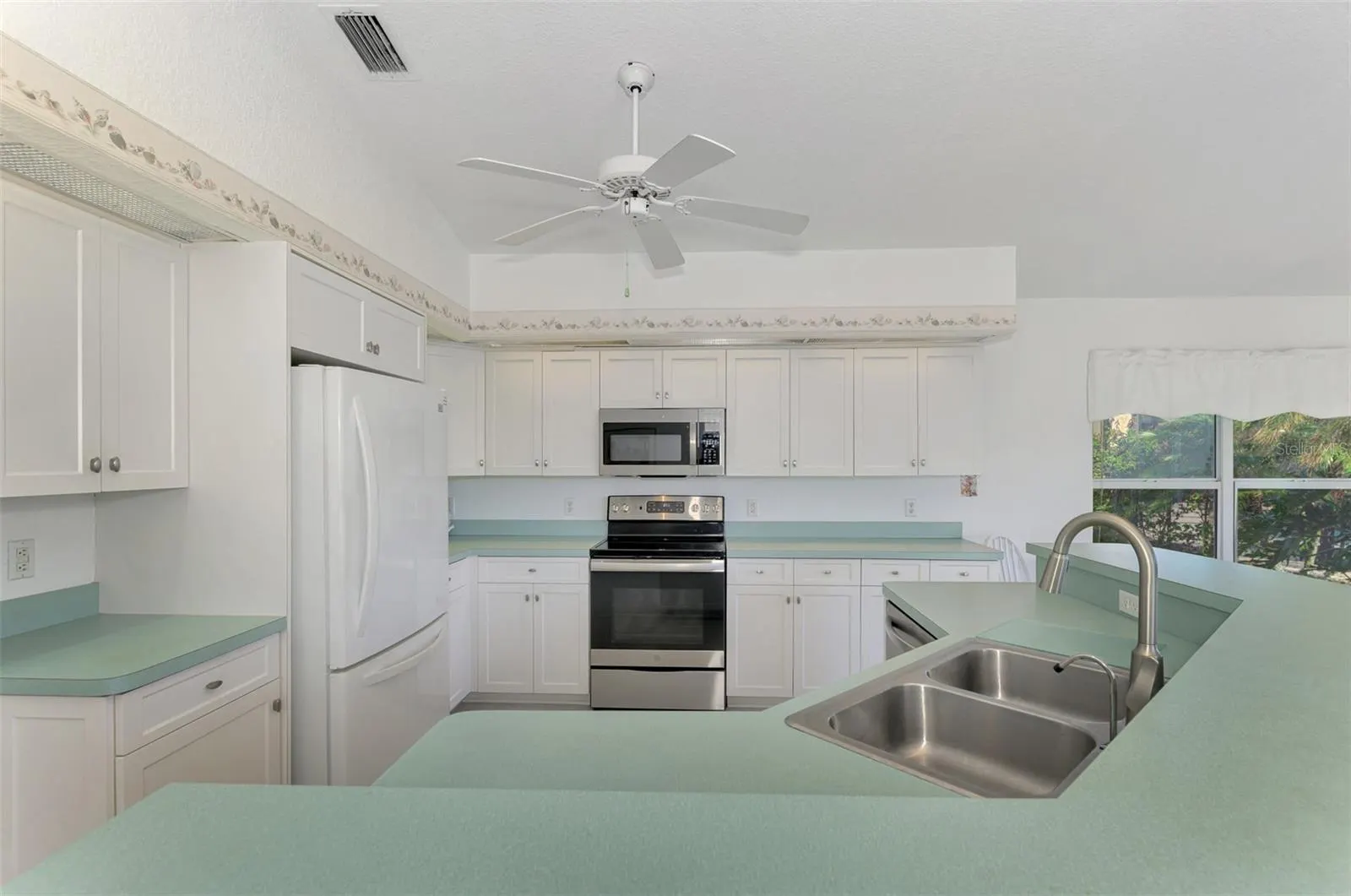 3270 BAY RIDGE WAY