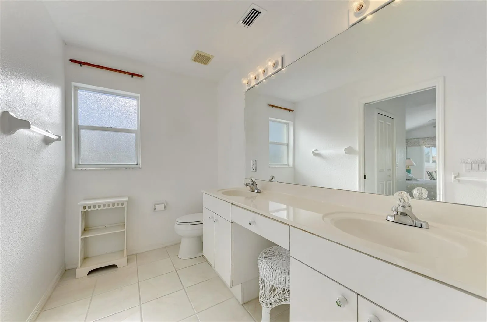 3270 BAY RIDGE WAY