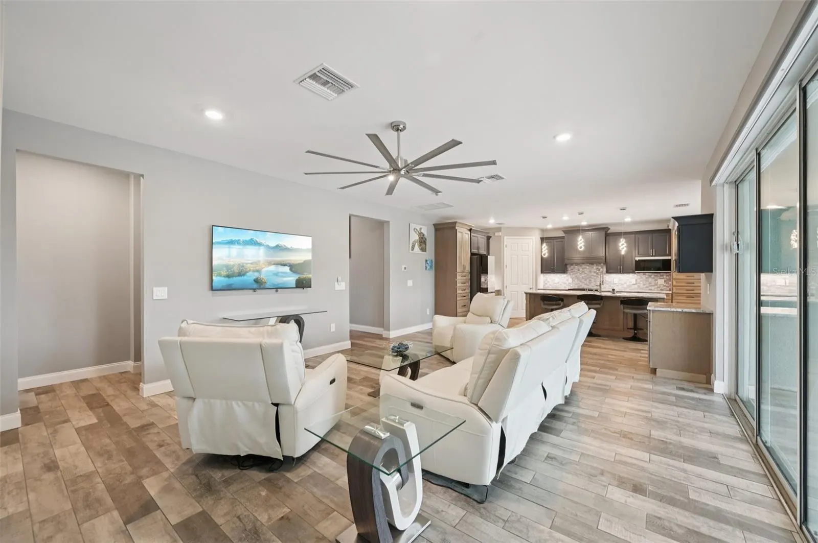 15301 CHINOOK WAY