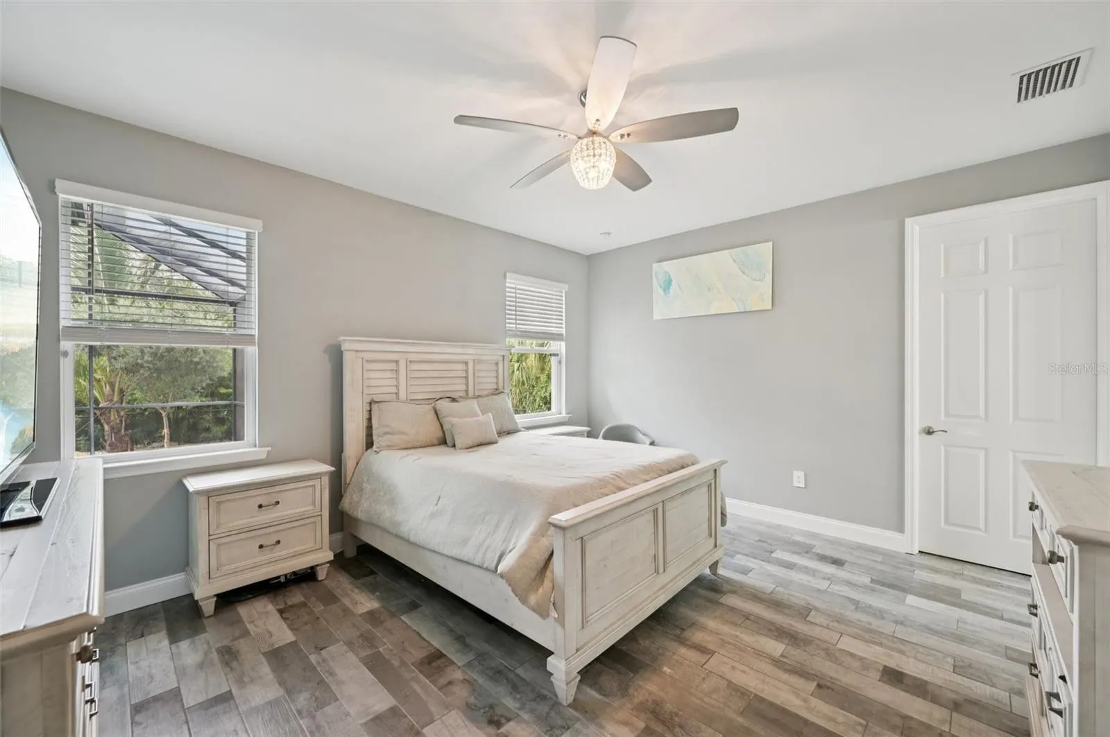 15301 CHINOOK WAY