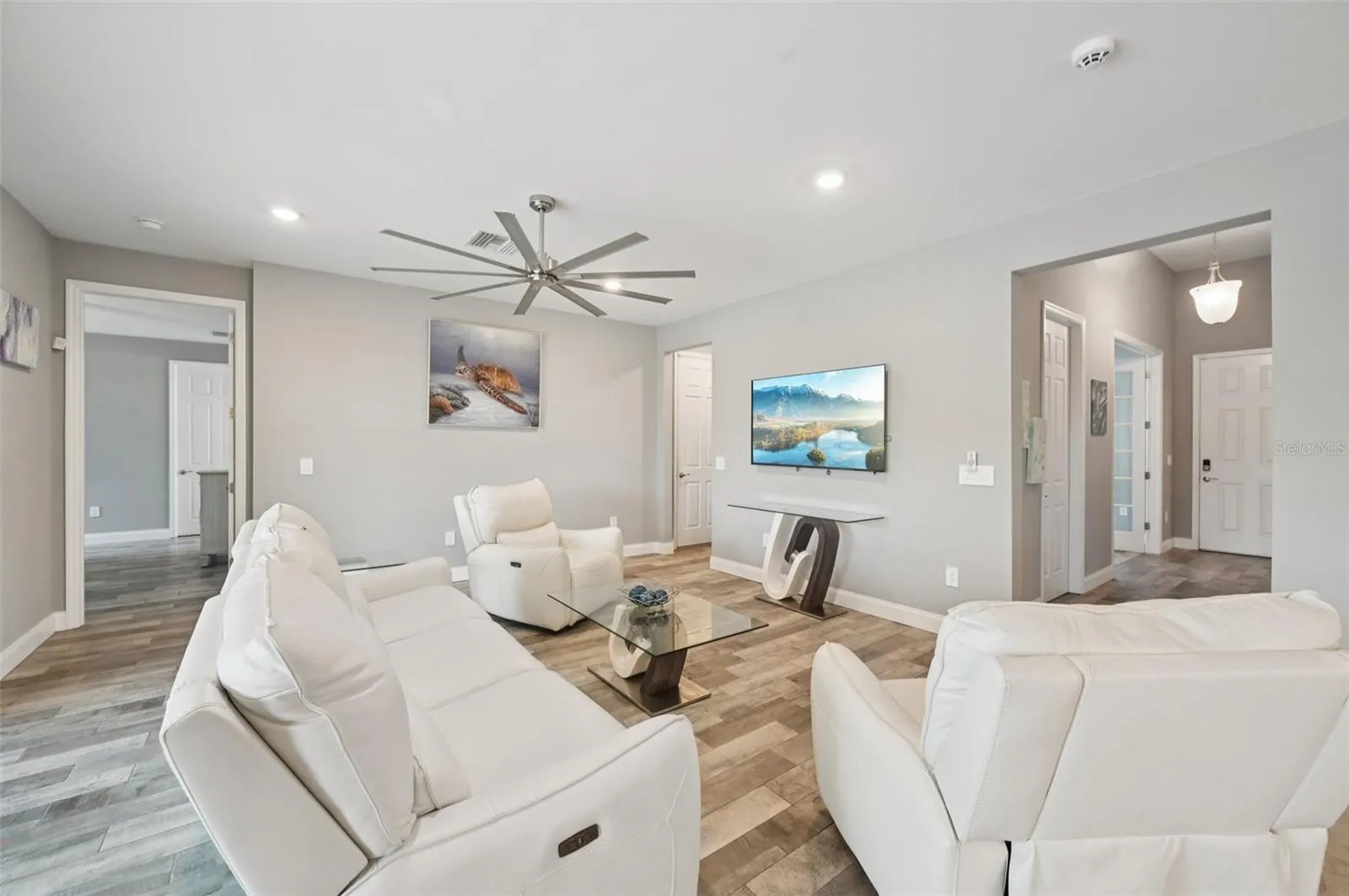 15301 CHINOOK WAY