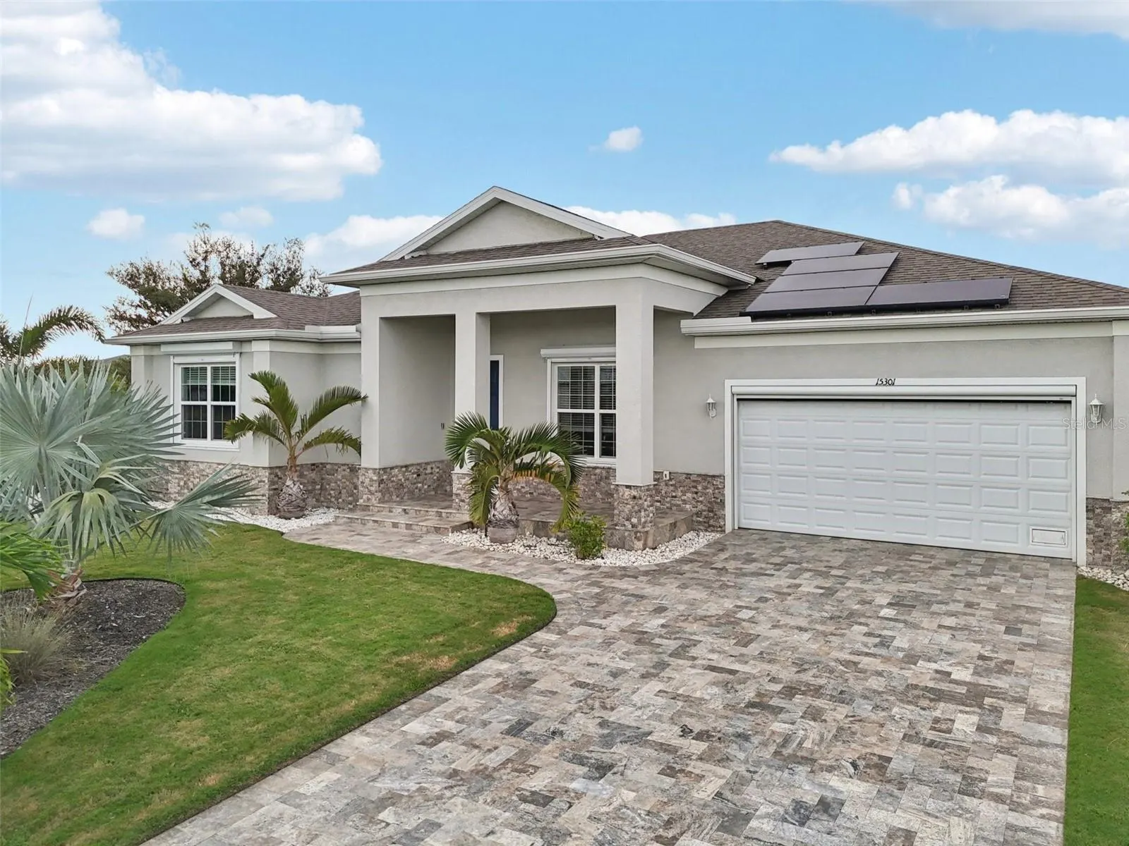 15301 CHINOOK WAY
