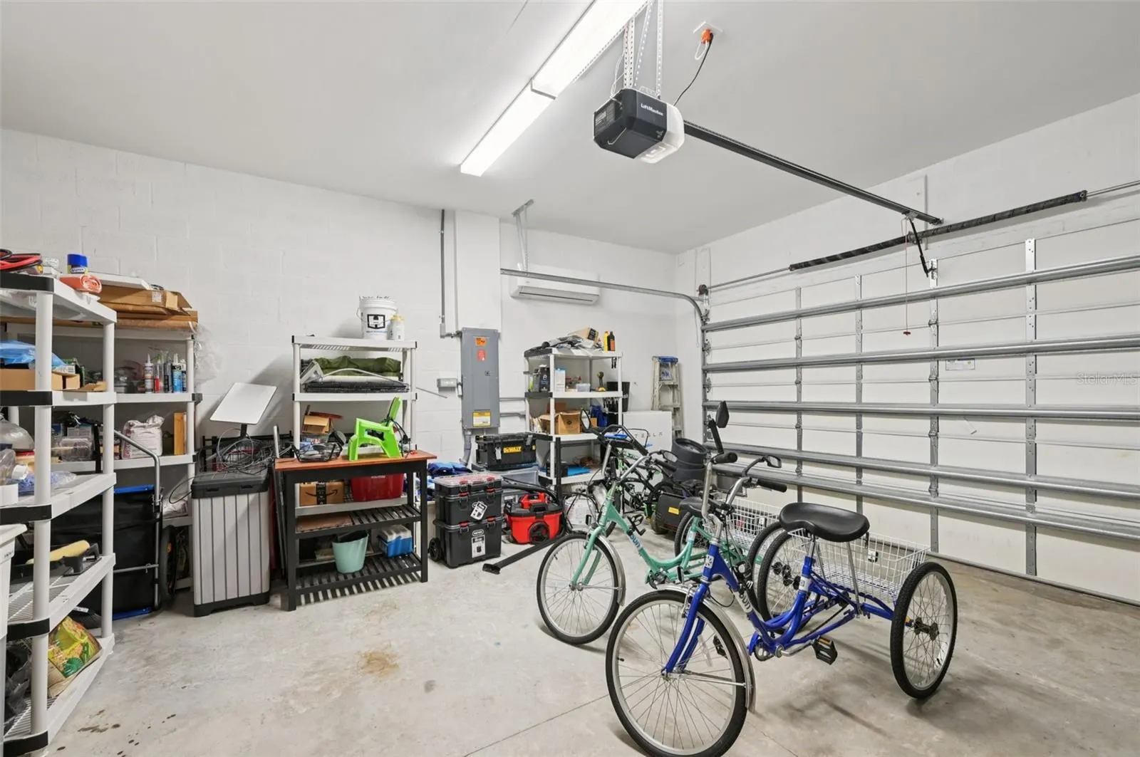 15301 CHINOOK WAY