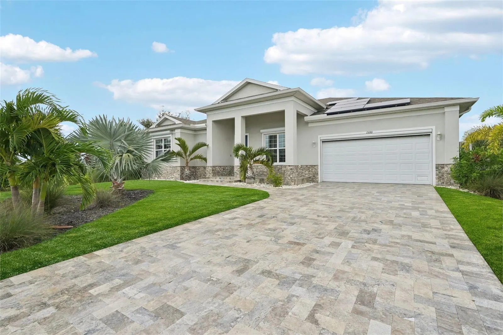 15301 CHINOOK WAY