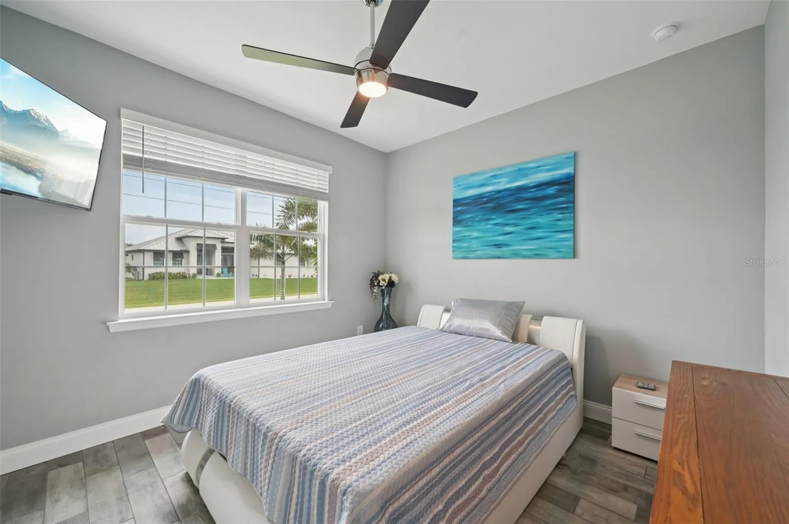 15301 CHINOOK WAY