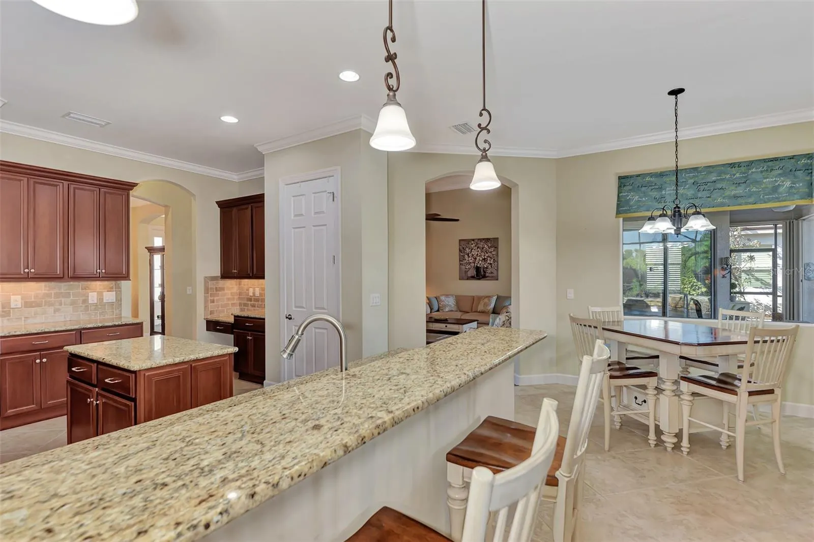 13025 CEDAR CREEK DR