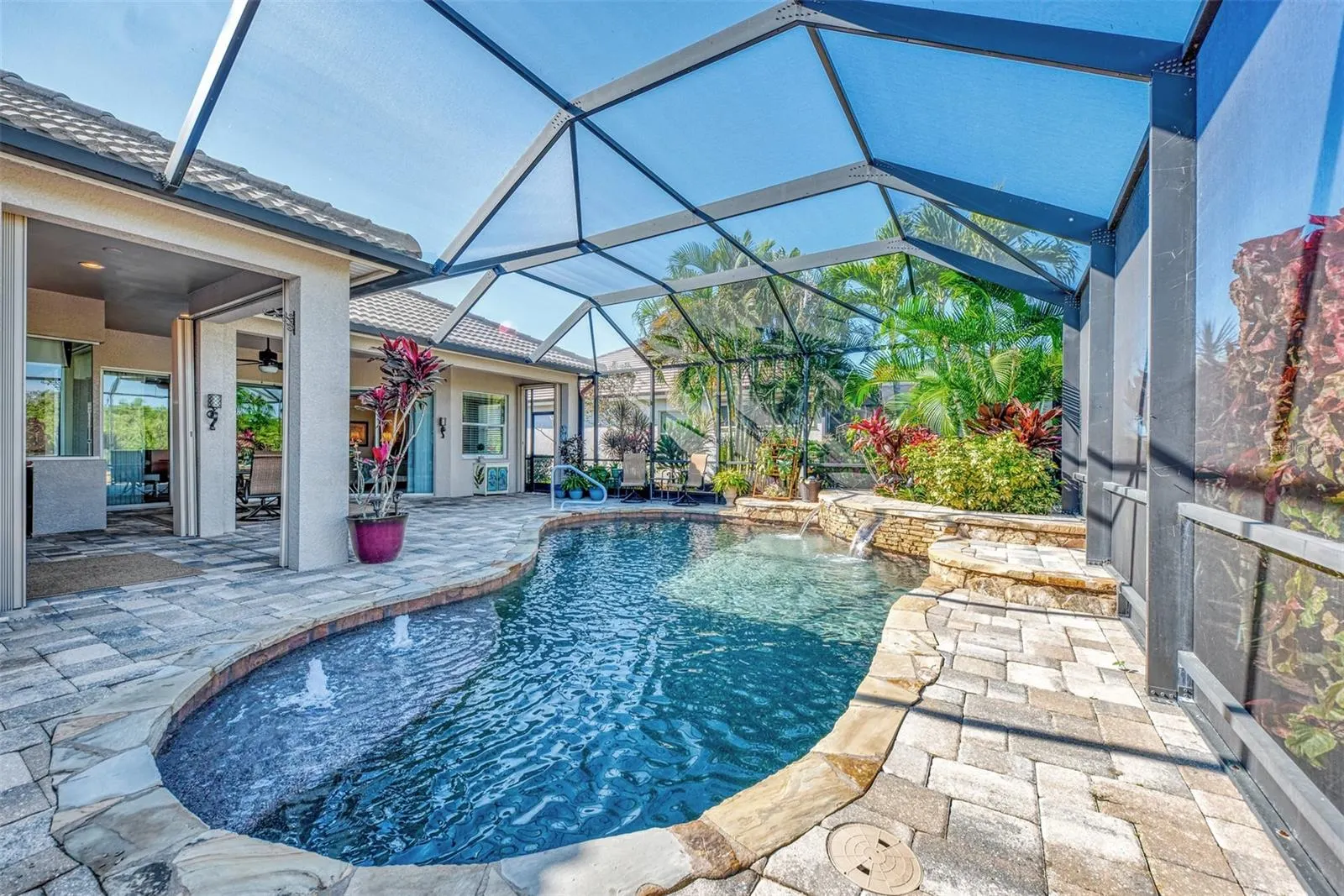 13025 CEDAR CREEK DR