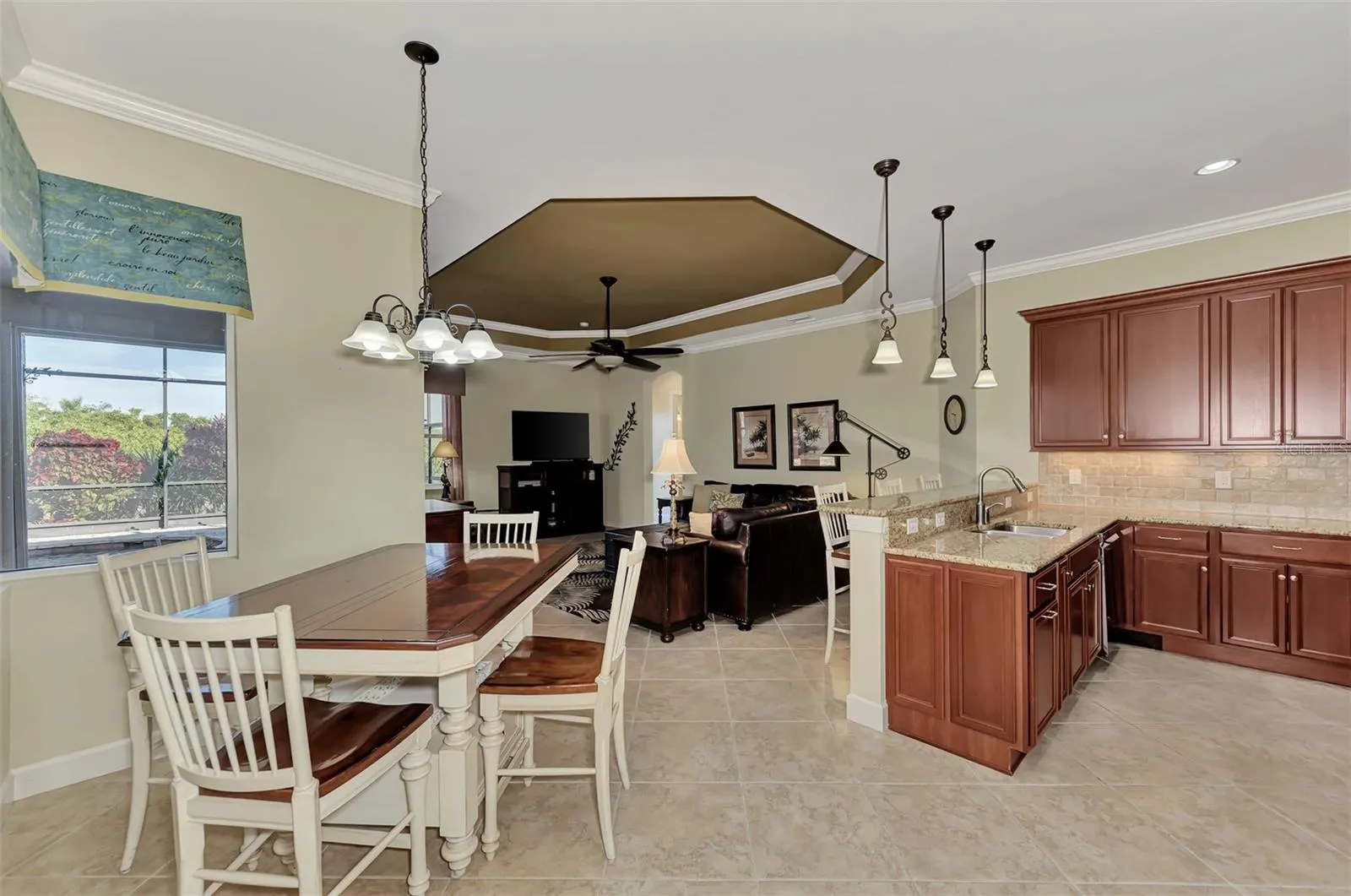 13025 CEDAR CREEK DR