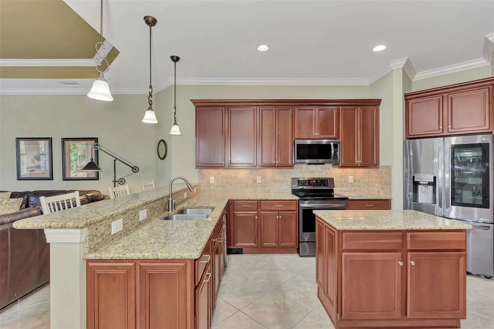 13025 CEDAR CREEK DR