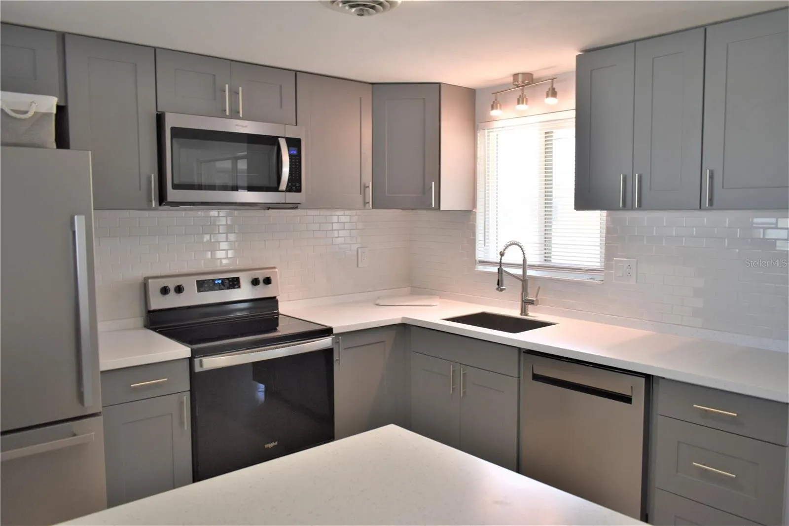 1504 OVERBROOK RD