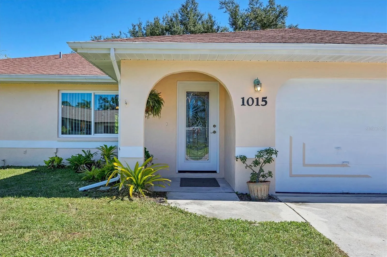 1015 GASPARILLA BLVD