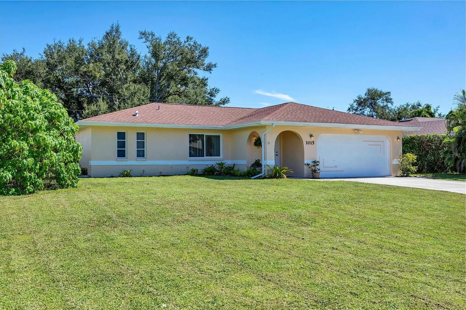 1015 GASPARILLA BLVD