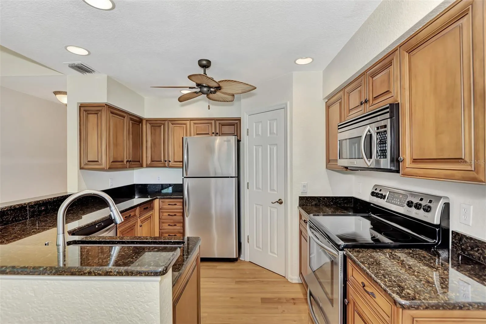 14080 WILLOW GLEN CT #233, #233