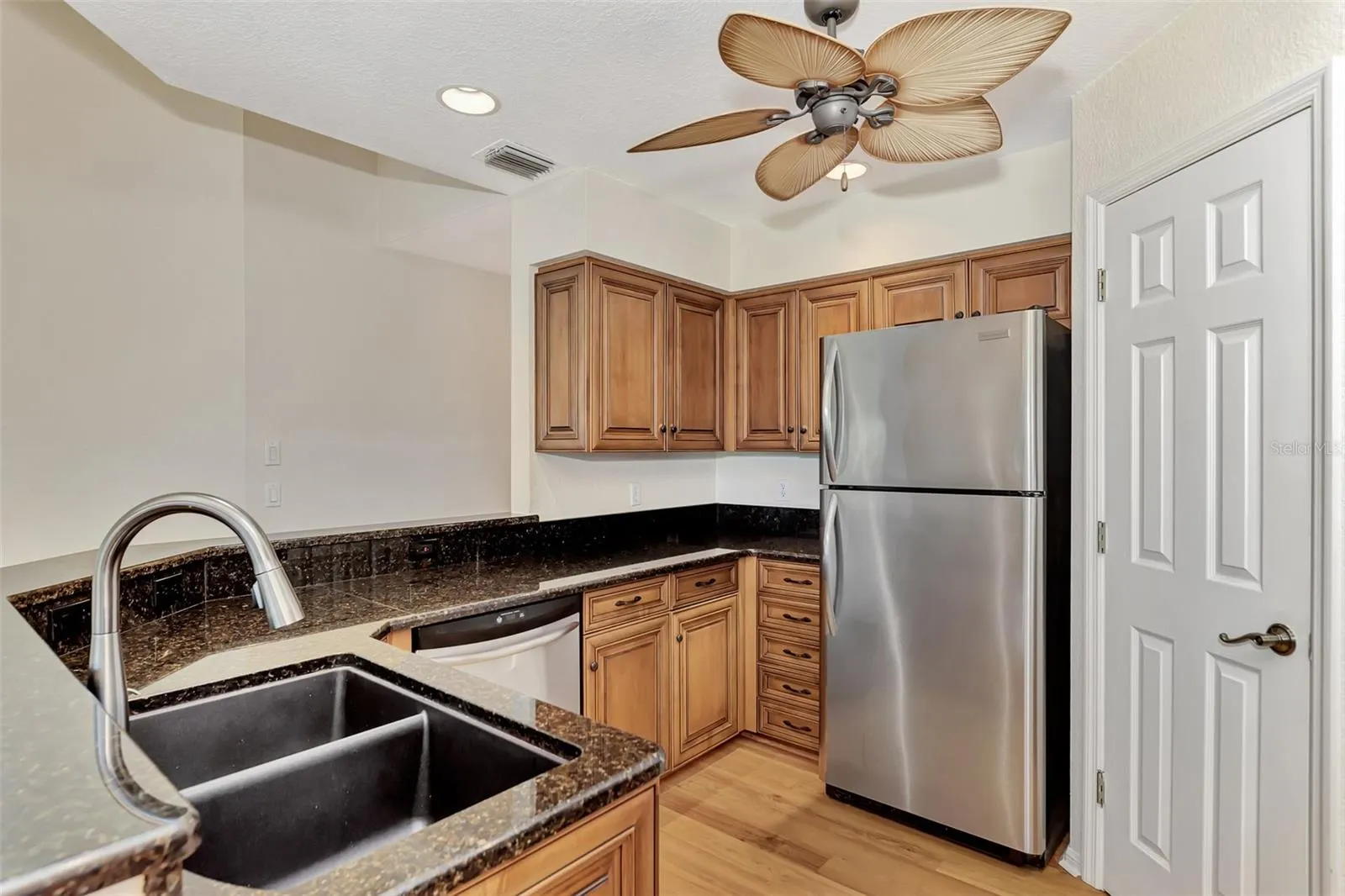 14080 WILLOW GLEN CT #233, #233