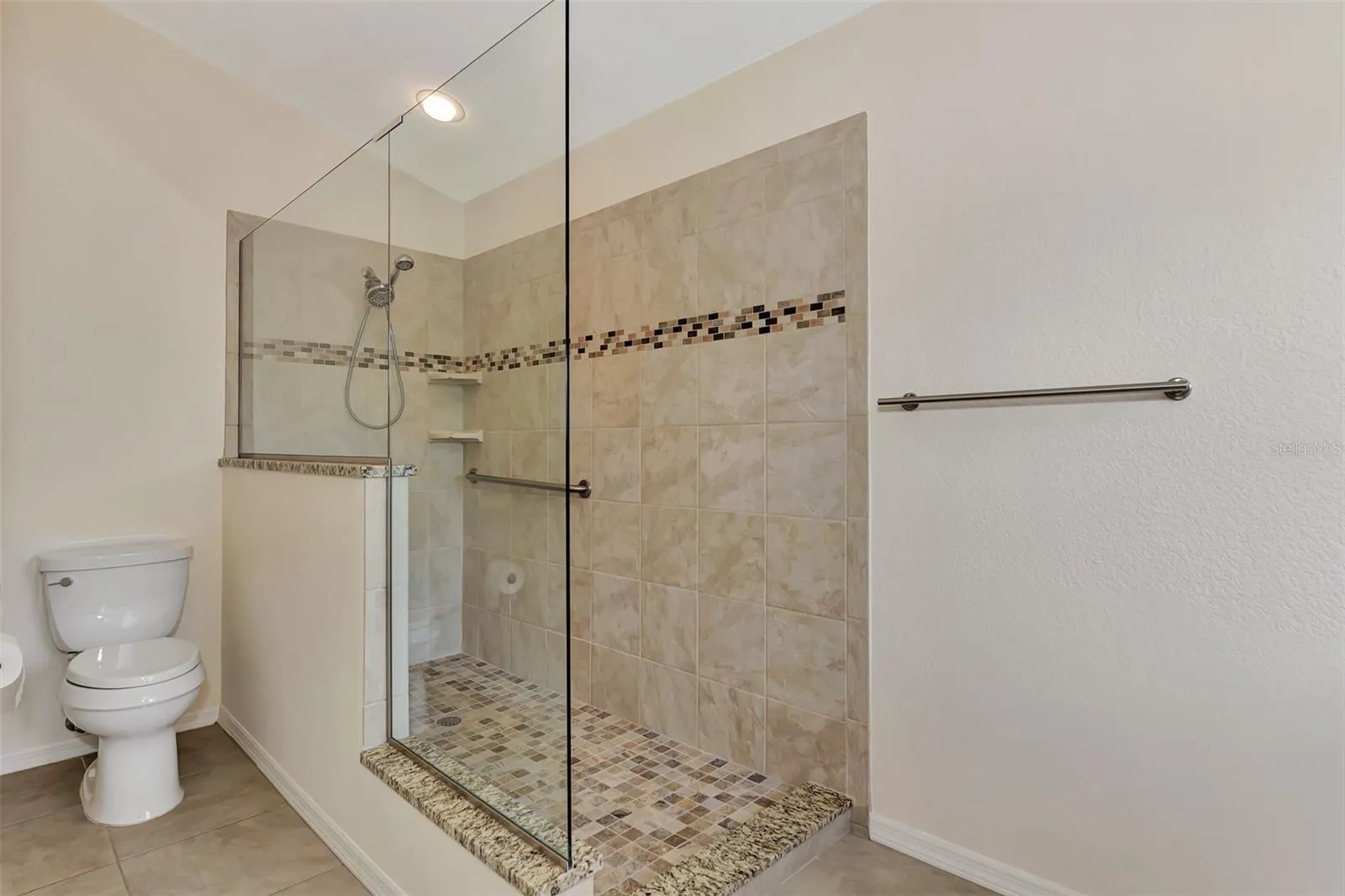 14080 WILLOW GLEN CT #233, #233