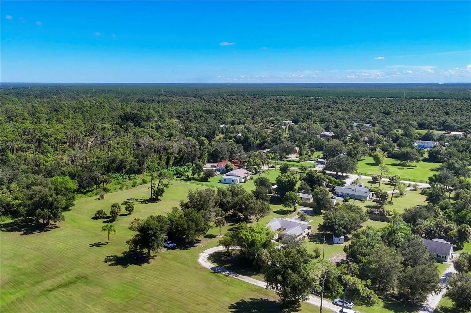 1135 RANGE RD