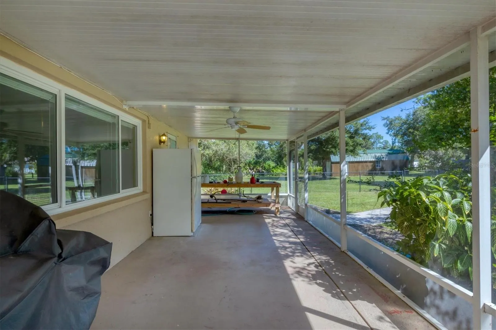 1135 RANGE RD