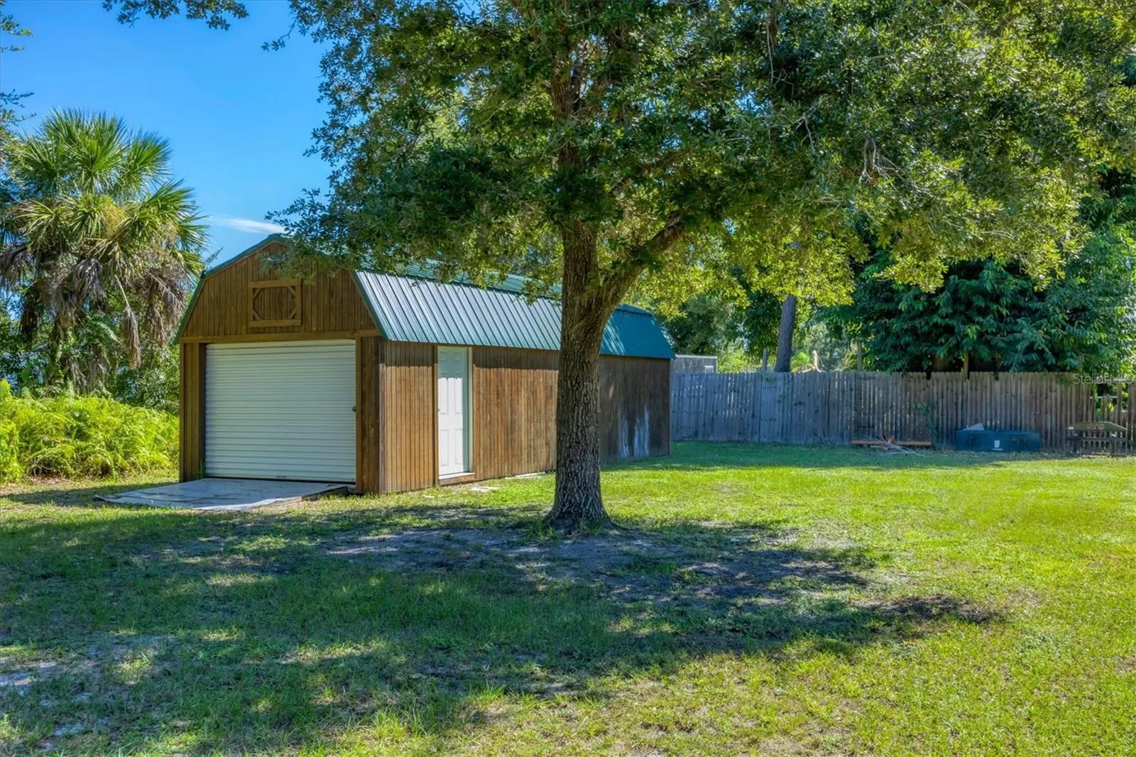 1135 RANGE RD