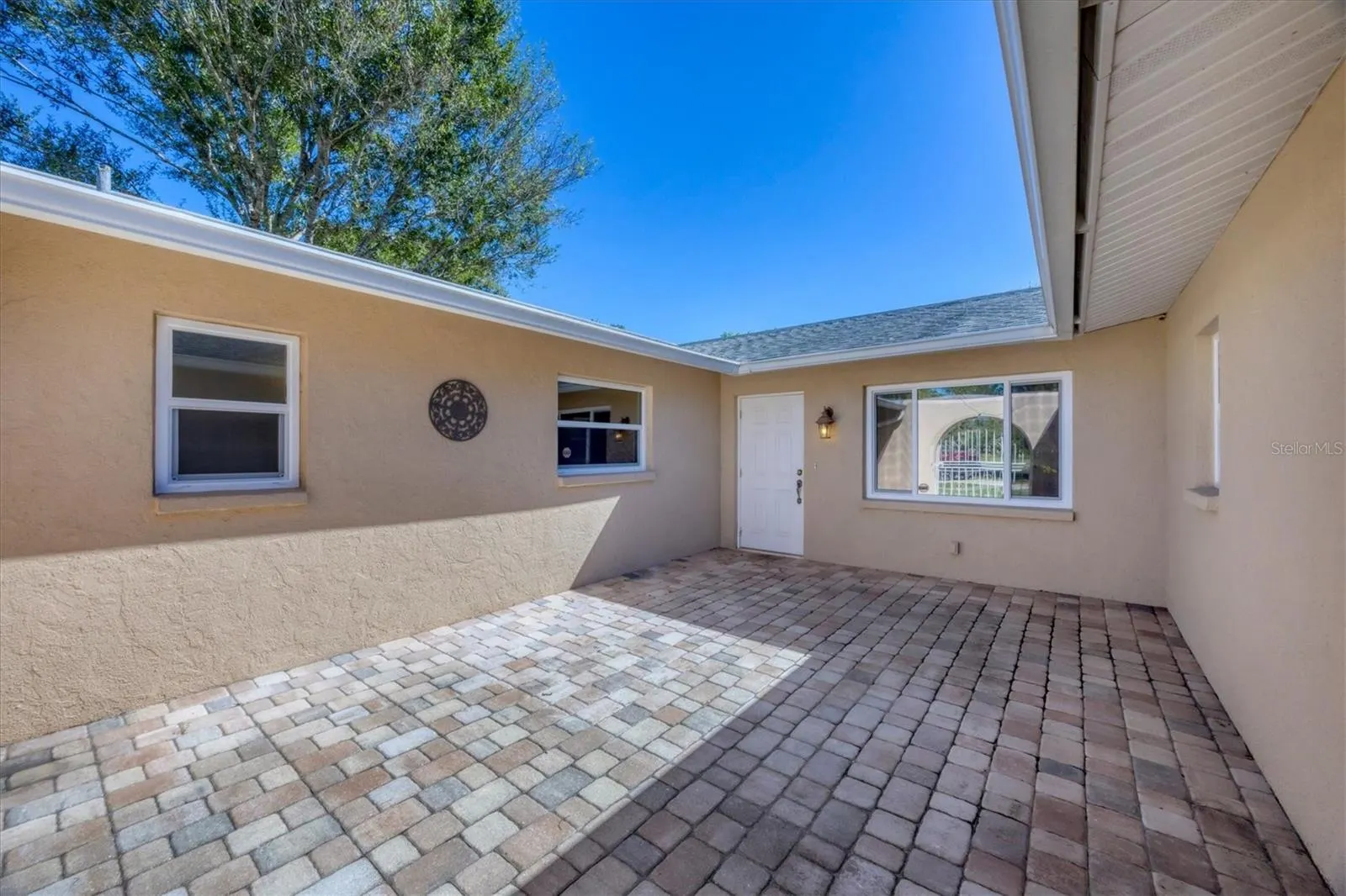 1135 RANGE RD
