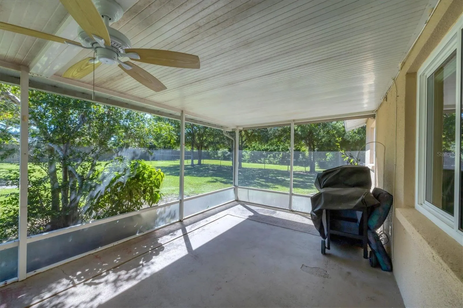 1135 RANGE RD