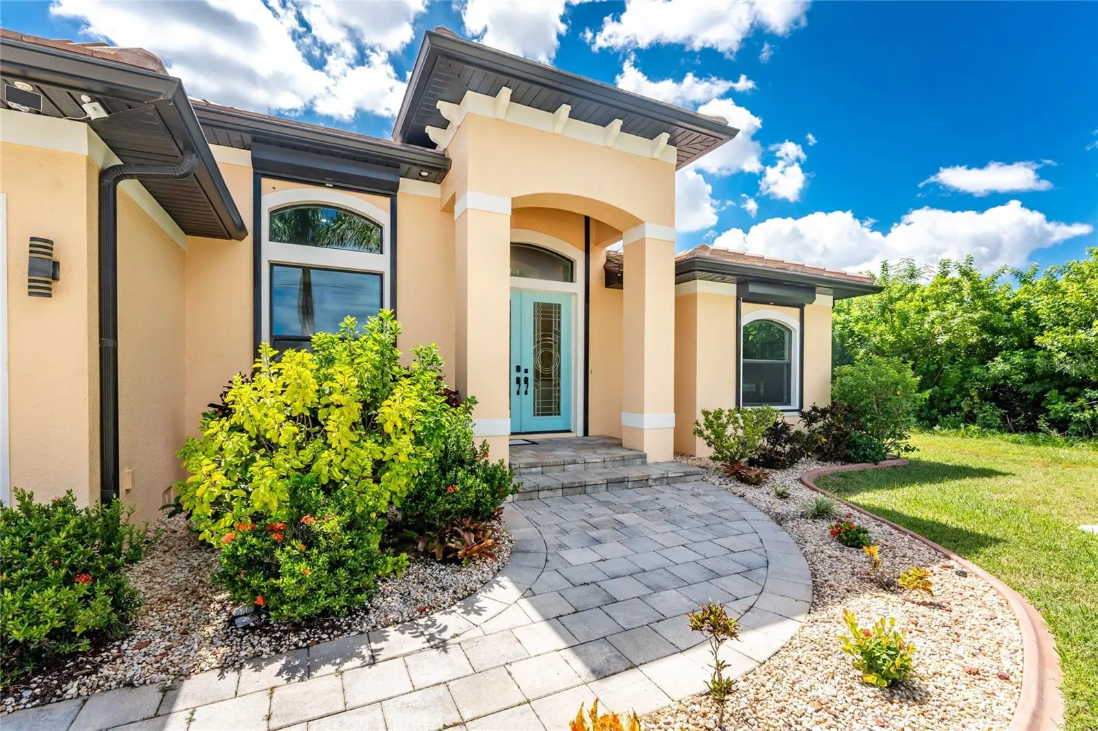 15378 TAURUS CIR