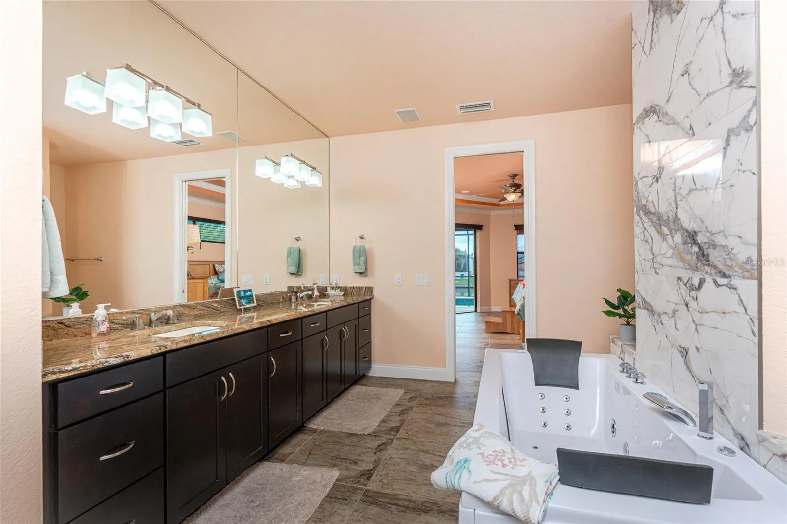 15378 TAURUS CIR