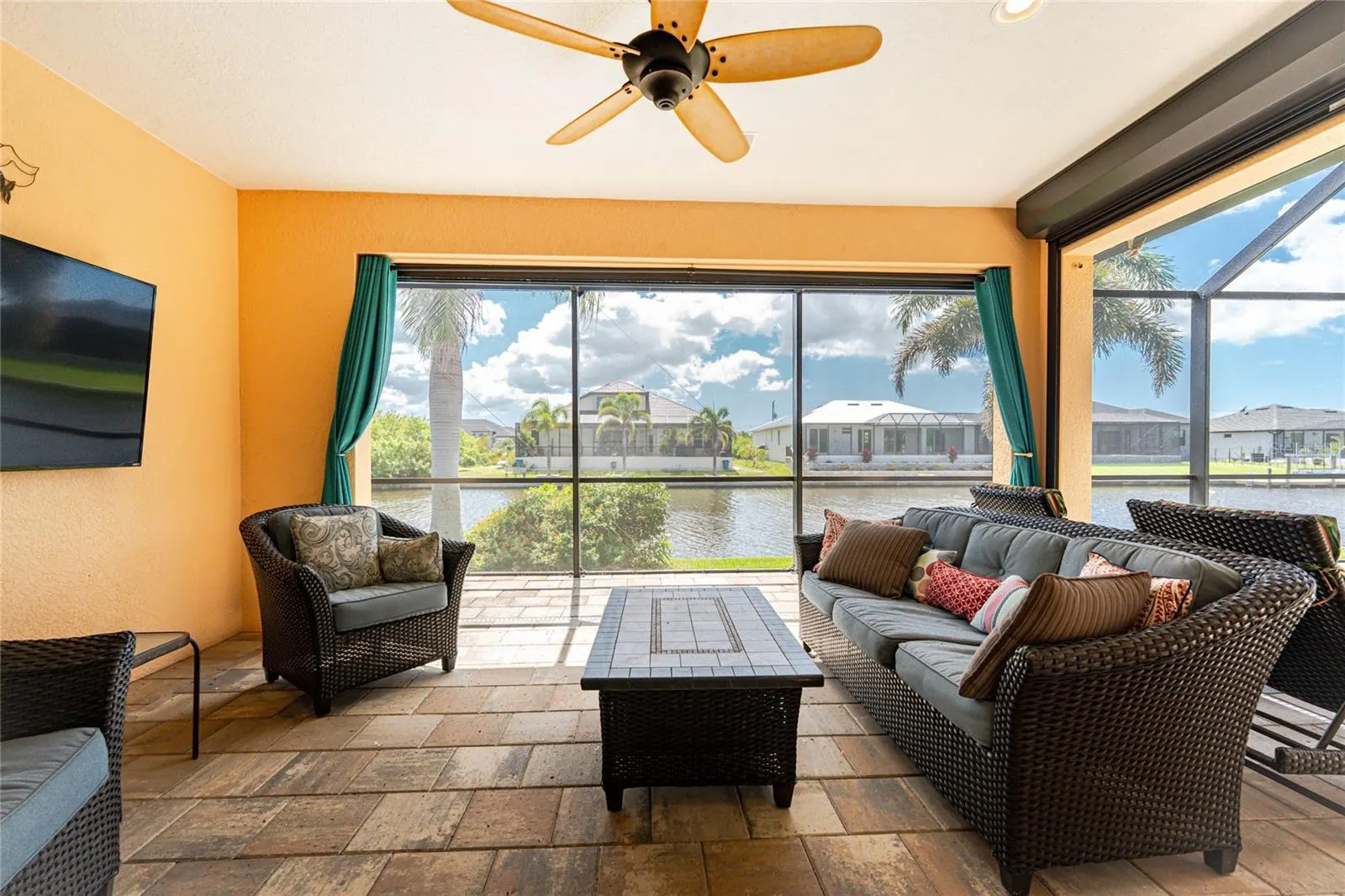 15378 TAURUS CIR