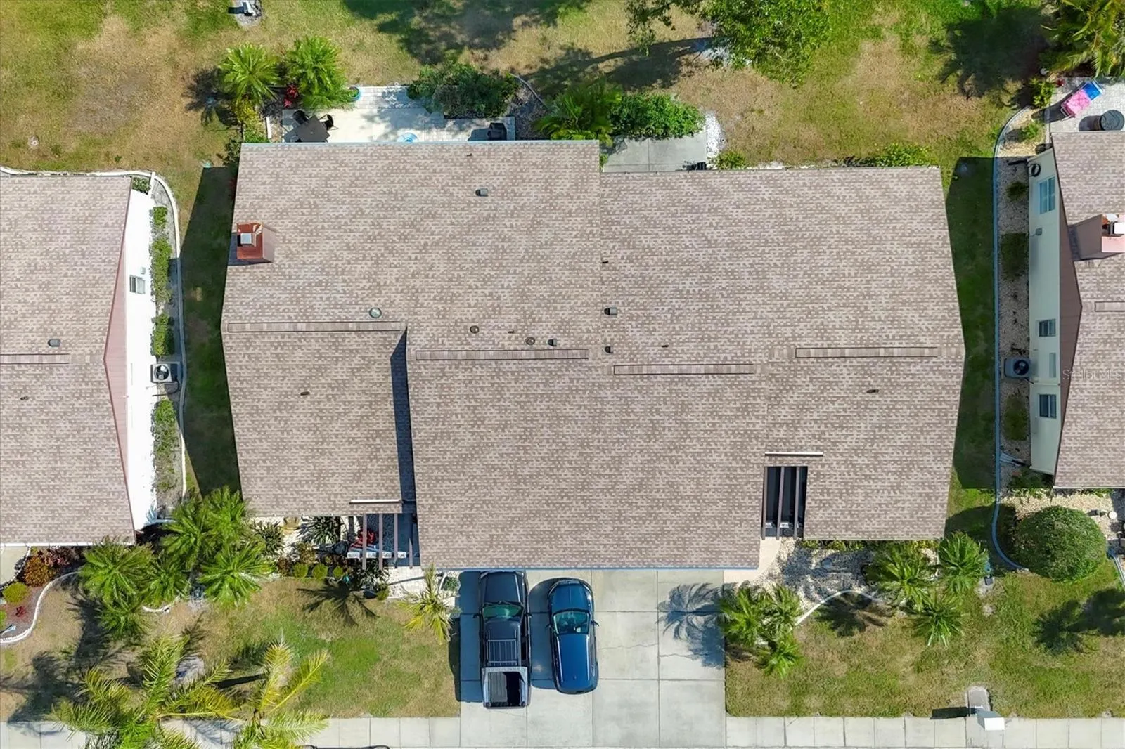 610 APPLE LN