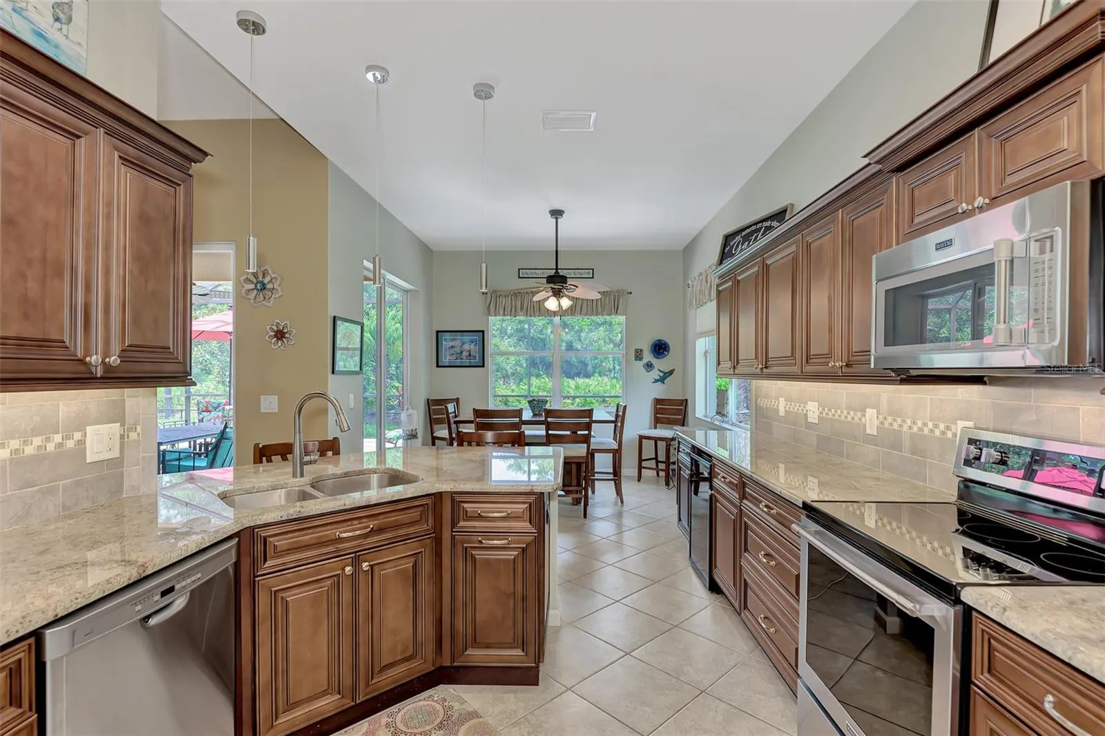 13123 PRESERVE CT