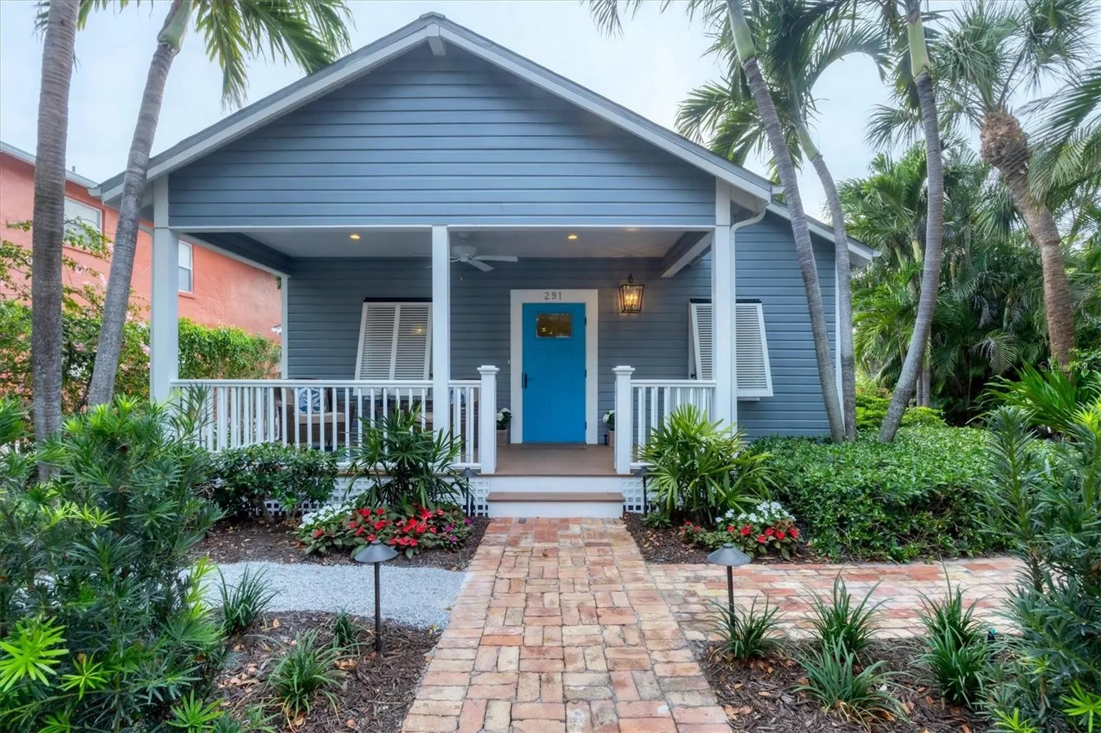 291 PALM AVE