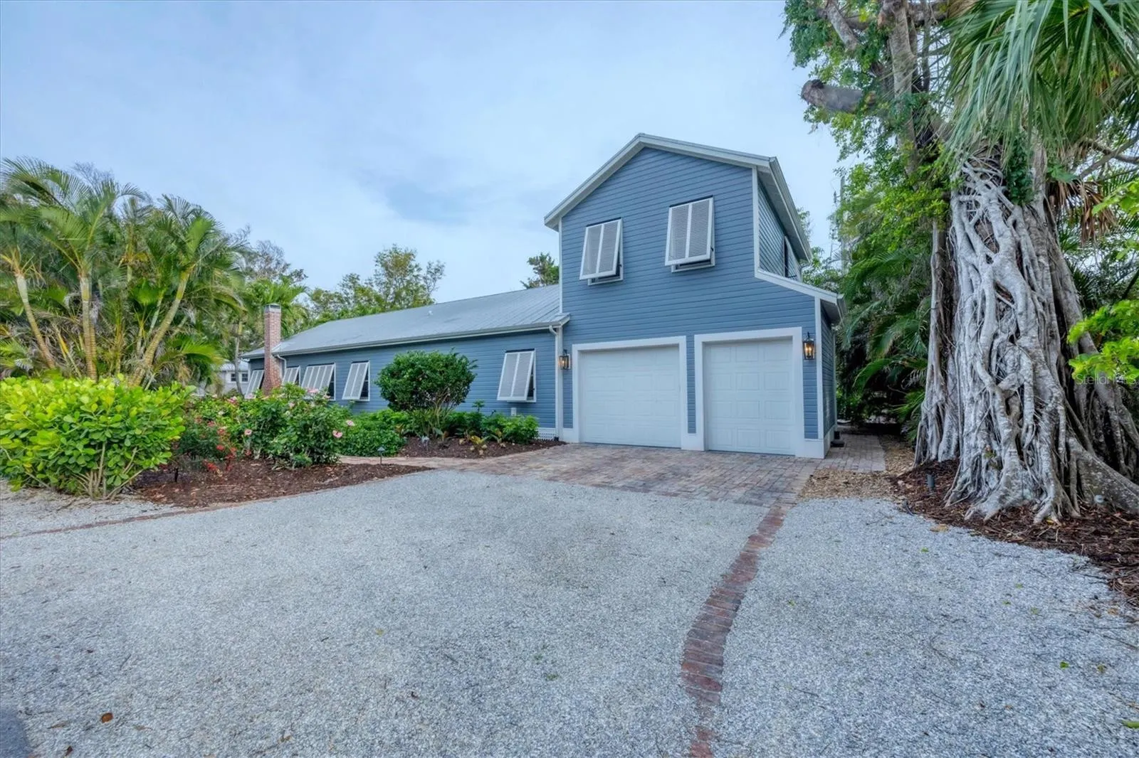 291 PALM AVE