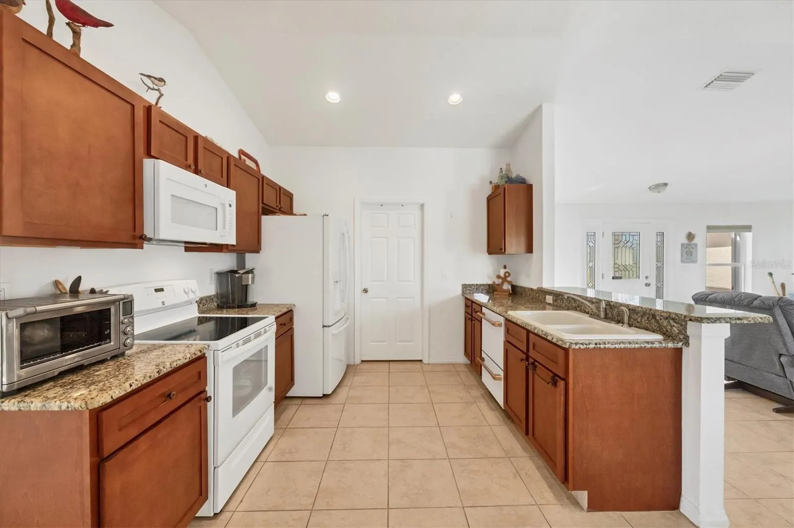 15168 HENNIPEN CIR