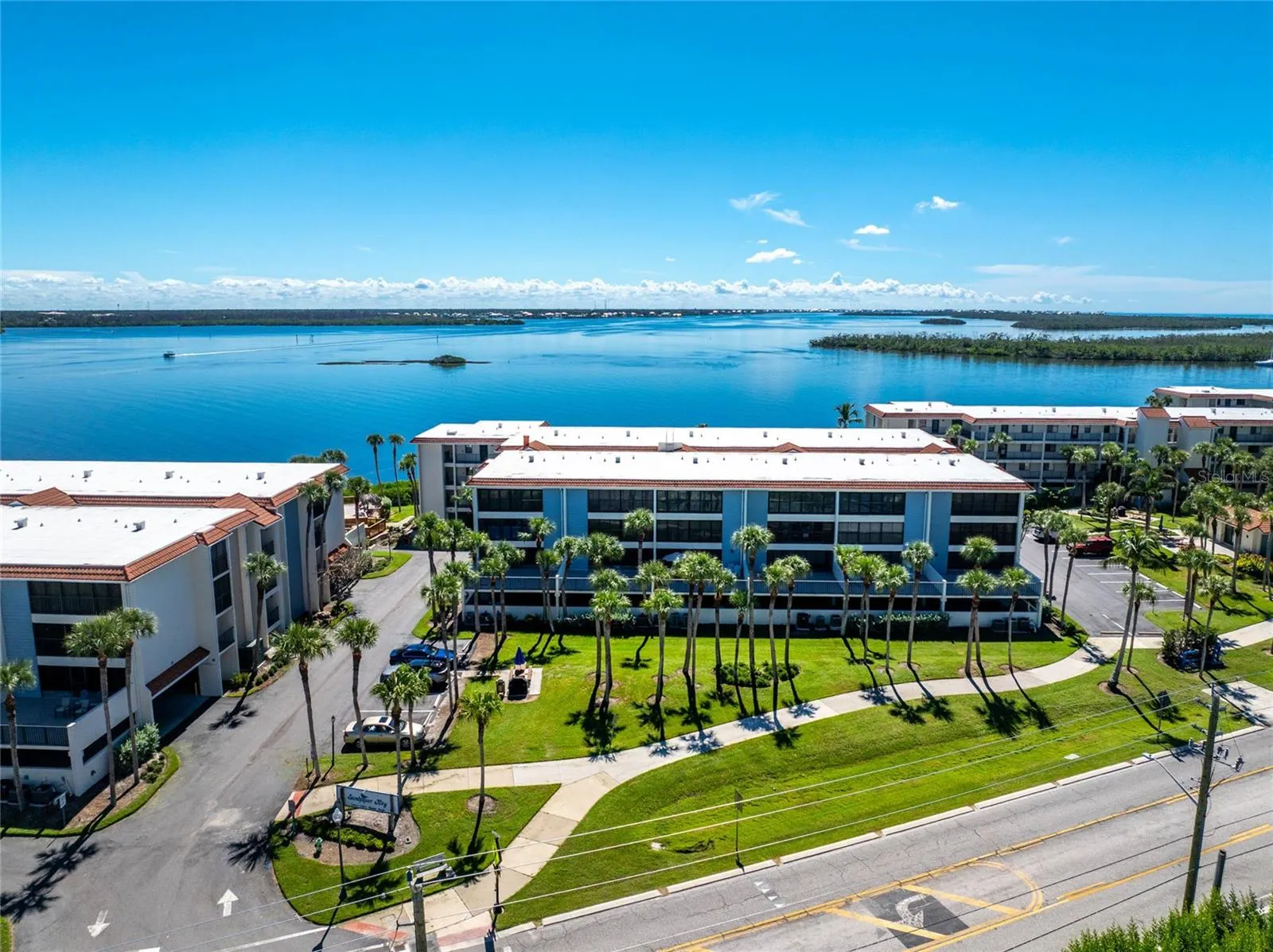 1551 BEACH RD #306, #306