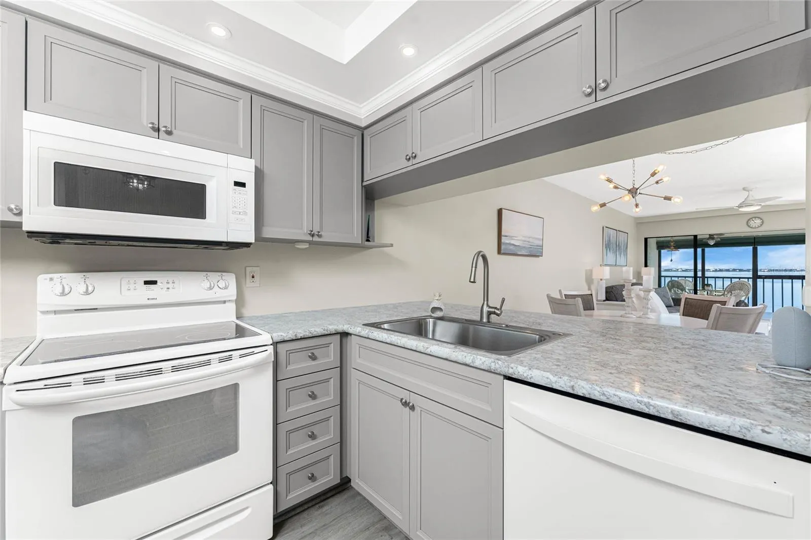 1551 BEACH RD #306, #306