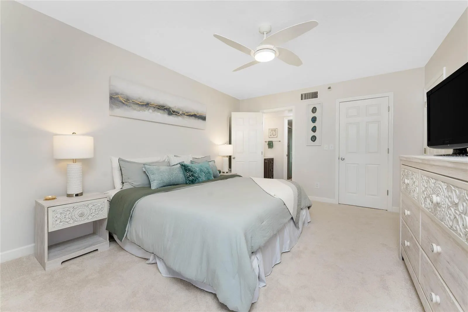 1551 BEACH RD #306, #306